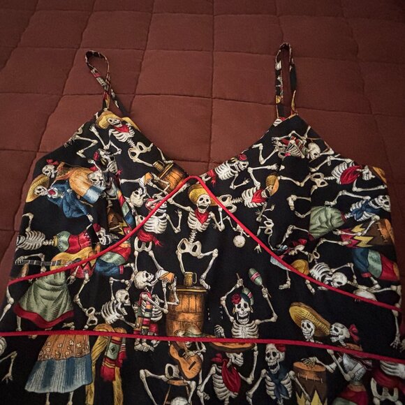 Partying skeletons /Day of the Dead dress by Paper Doll Productions XS - Picture 10 of 13